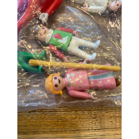 Playmobil 3943 Assorted Christmas Figures Y2K New In Sealed Bag Vintage - Picture 3 of 6